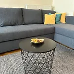 Orangehomes Peaceful Apartment Next To Central Market Hall